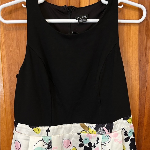 City Chic Art Darling Floral Fit & Flare Dress 16 Plus Size Statement Midi New - Picture 4 of 15